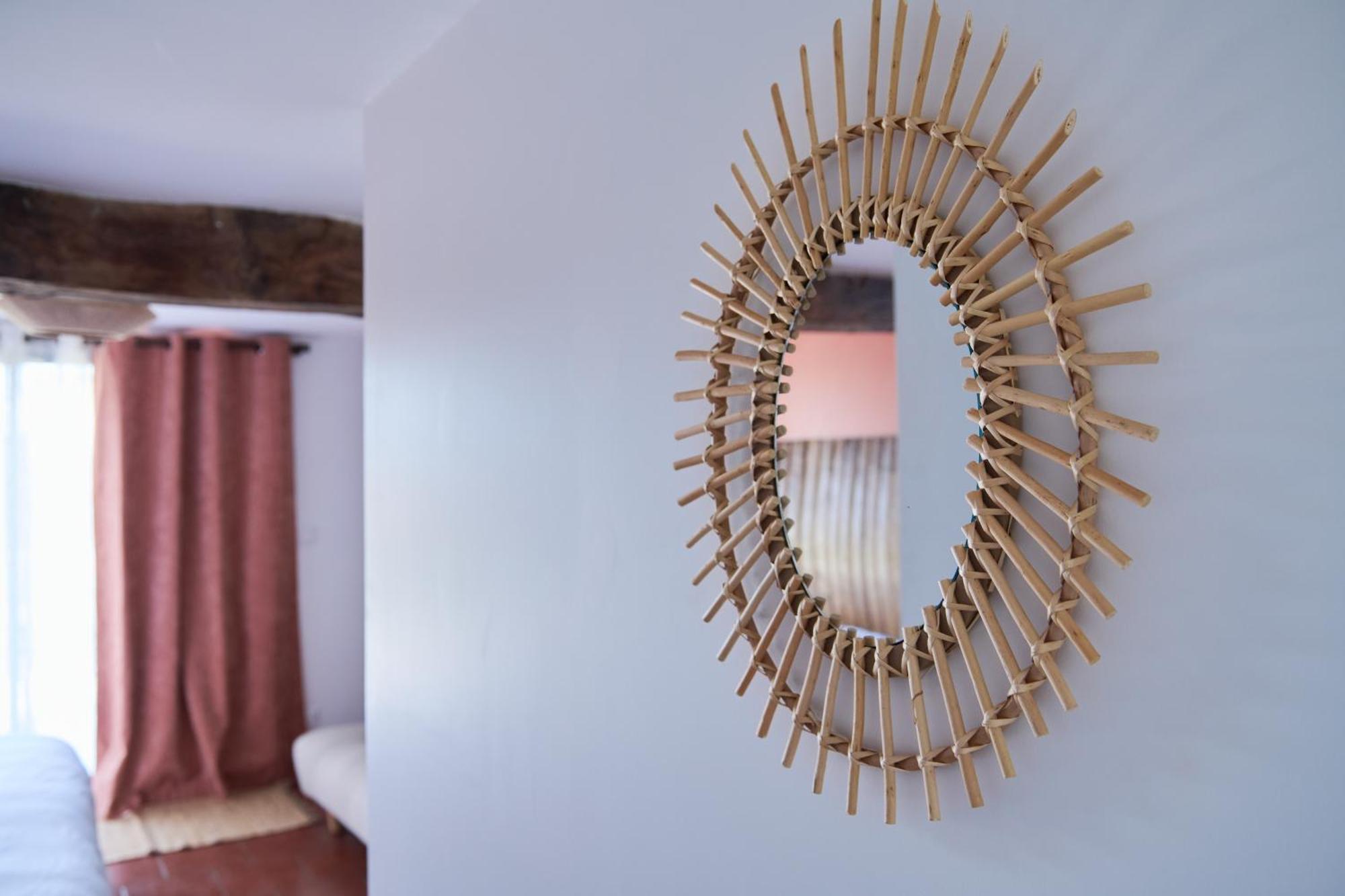 Bed and Breakfast Le Repaire Lagardere Lussac  Esterno foto